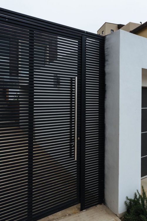 dịch vụ làm cửa sắt