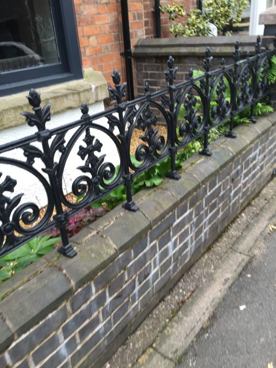 dịch vụ làm hàng rào sắt chống gỉ